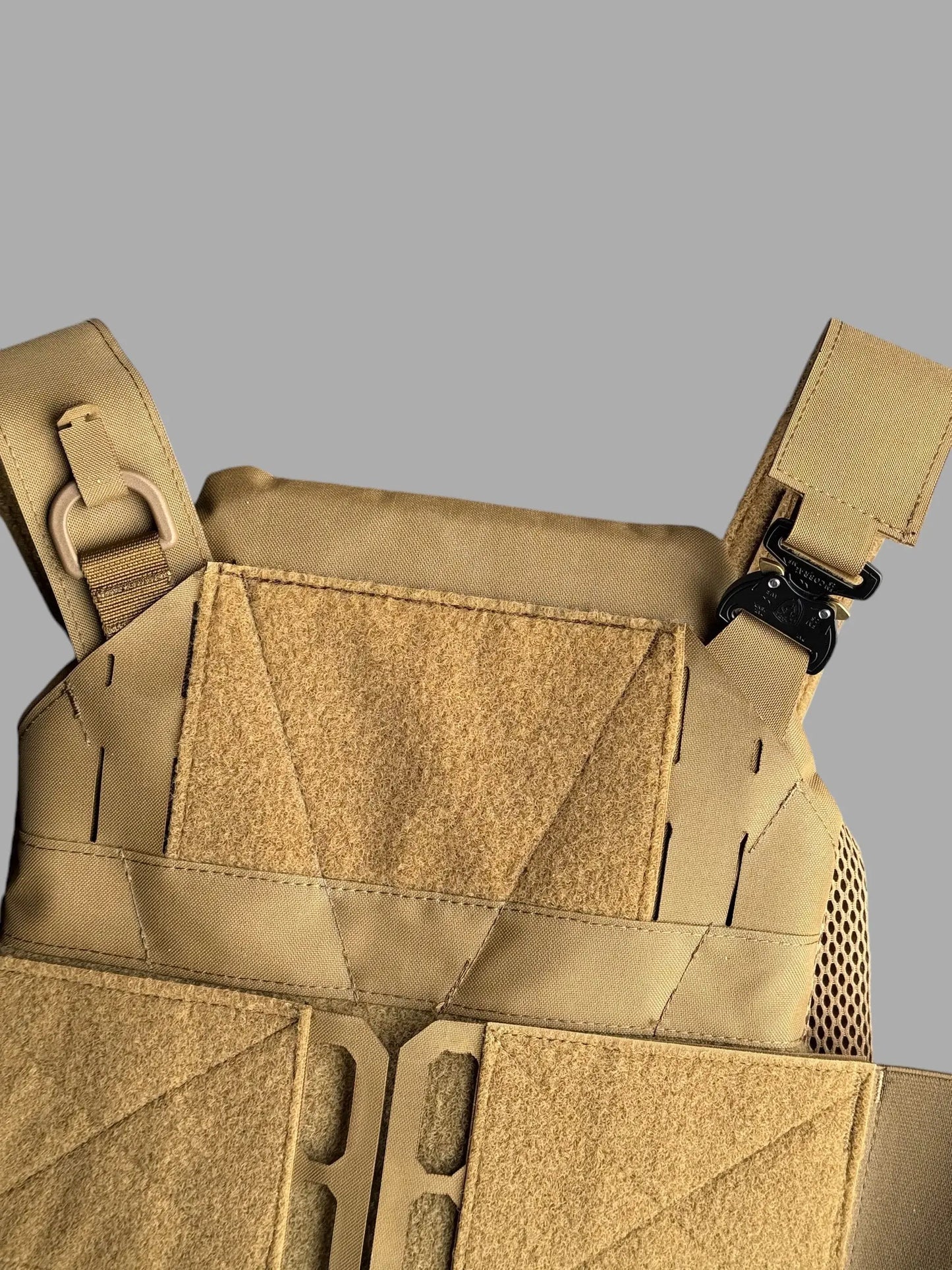 25mm buckle Shoulder - Schnacky Progress